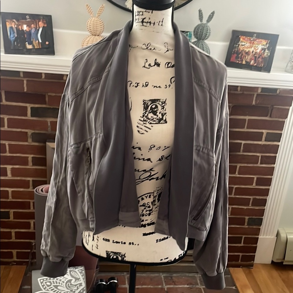 Gray Bomber Jacket with Ribbed Cuffs and Matte Finish